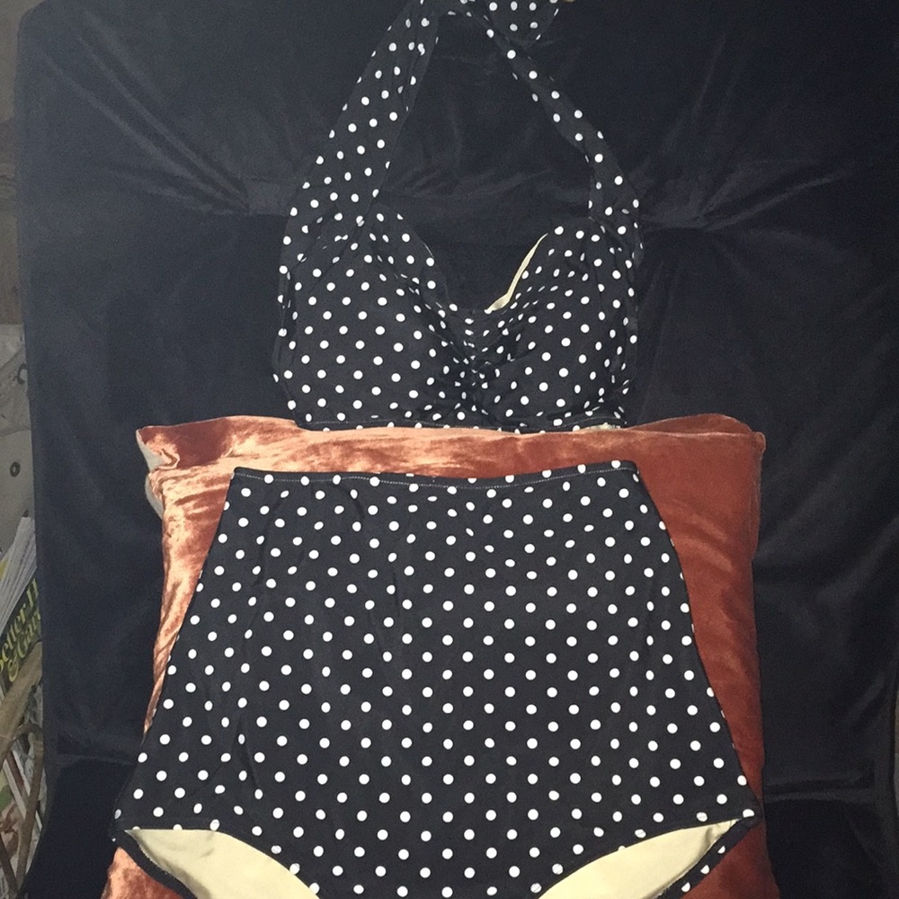 Red Dolly High-Waist Bikini Size M